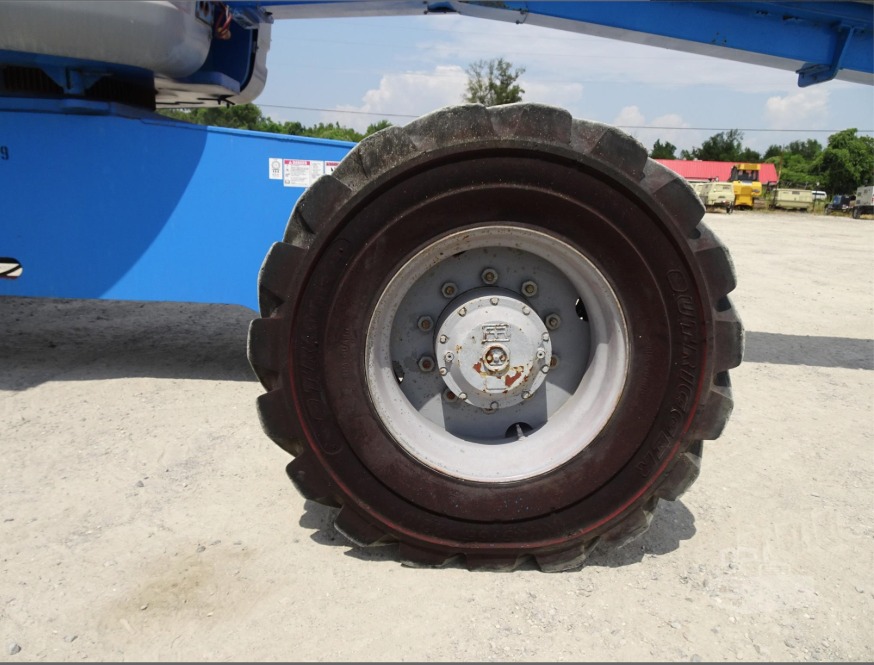 Sold - Telescopic Boom Lift - View 3